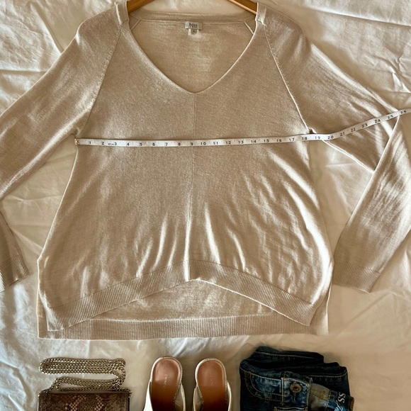 HOSS INTROPIA V-NECK IVORY SWEATER, XL but RUNS LIKE MEDIUM, GUC - Picture 3 of 10